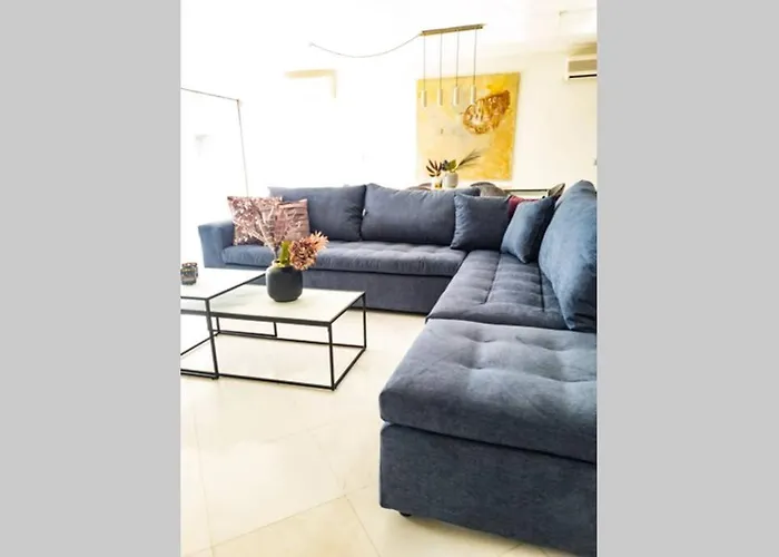 1, Kotzia Str. & Poseidonos Avenue, Alimos