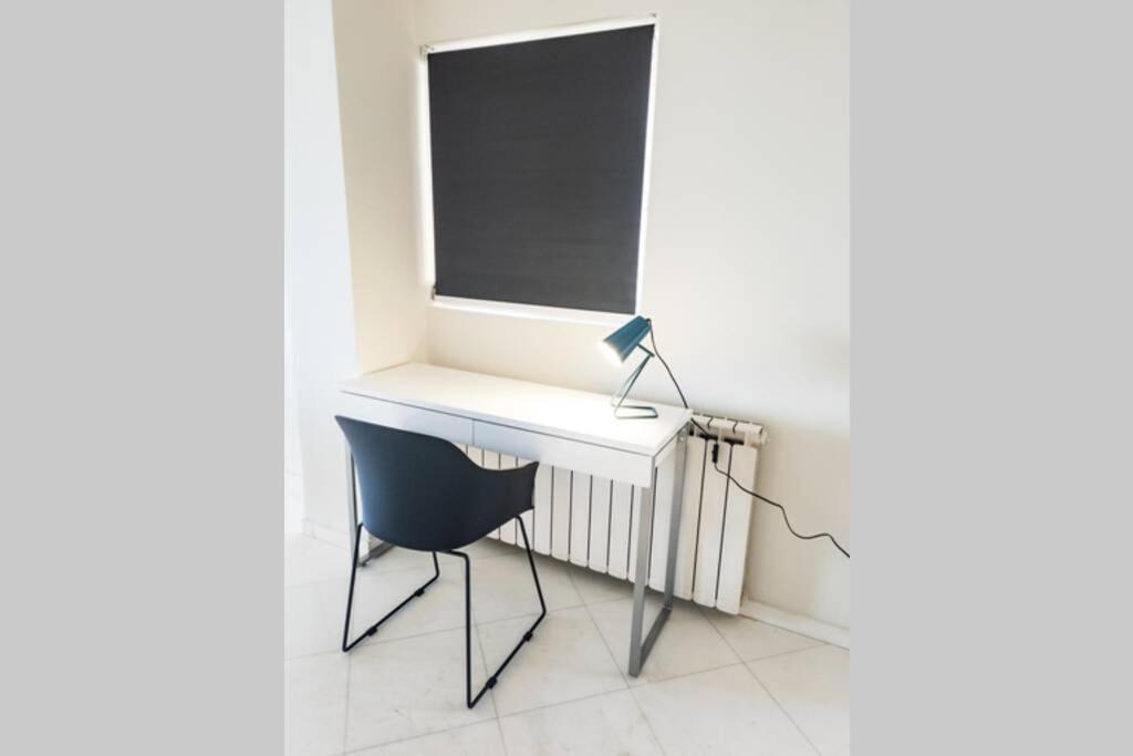 1, Kotzia Str. & Poseidonos Avenue, Alimos Apartment