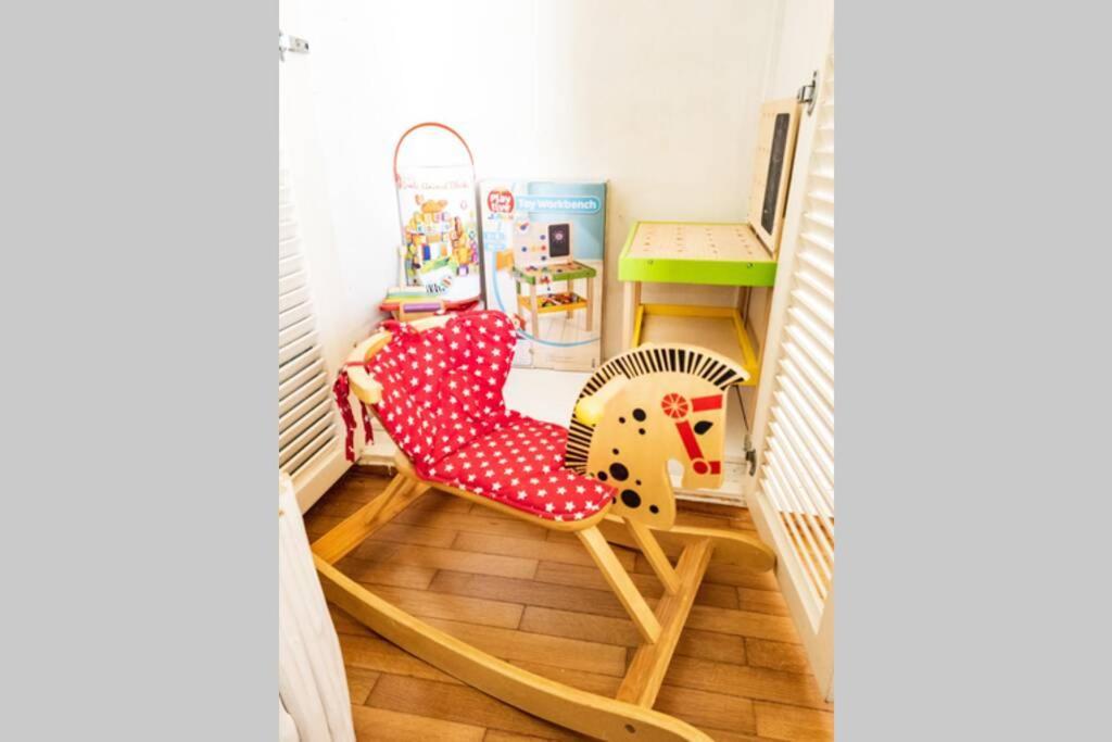 Apartment 1, Kotzia Str. & Poseidonos Avenue, Alimos Athens